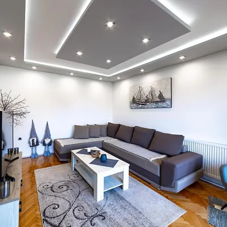 Maison Alana Βίλα *